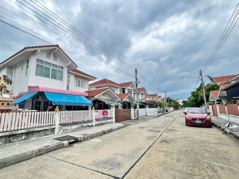 Phattharin Khu Bang Luang-Pathum Thani : ภัทรินทร์ คูบางหลวง-ปทุมธานี, ปทุมธานี, คูบางหลวง, ลาดหลุมแก้ว, ปทุมธานี, 143 ตร.ม., บ้านเดี่ยว ขาย, โดย The Best Property ของขวัญ, 500482856 - DDproperty.com