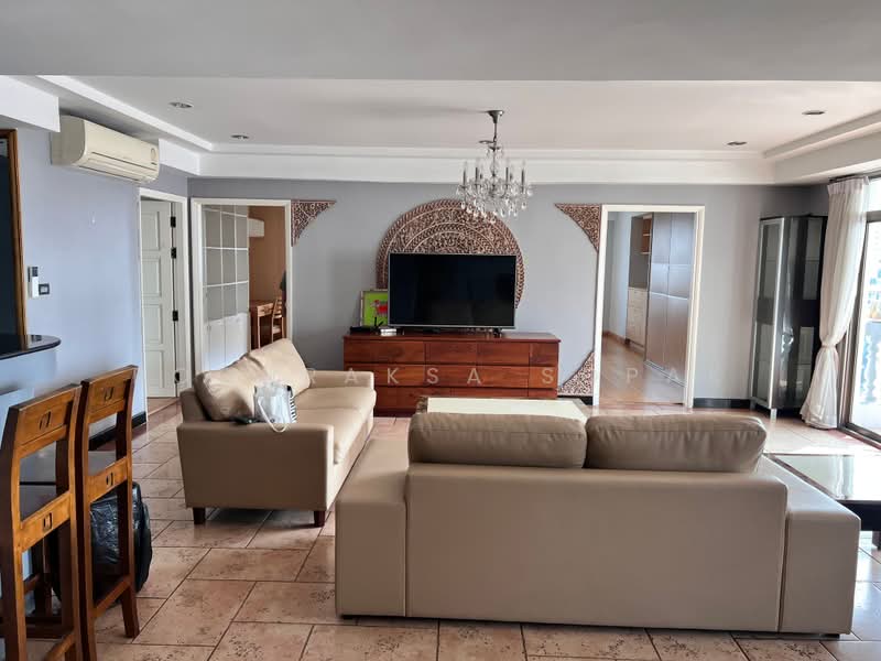 Royal Castle Sukhumvit, Bangkok, 30 Soi Sukhumvit 39, Khlongtoei Nua, Watthana, Bangkok, 3 Bedrooms, 160 sqm, Condo For Rent, by Boonraksa Sopak, 500482857 - DDproperty.com
