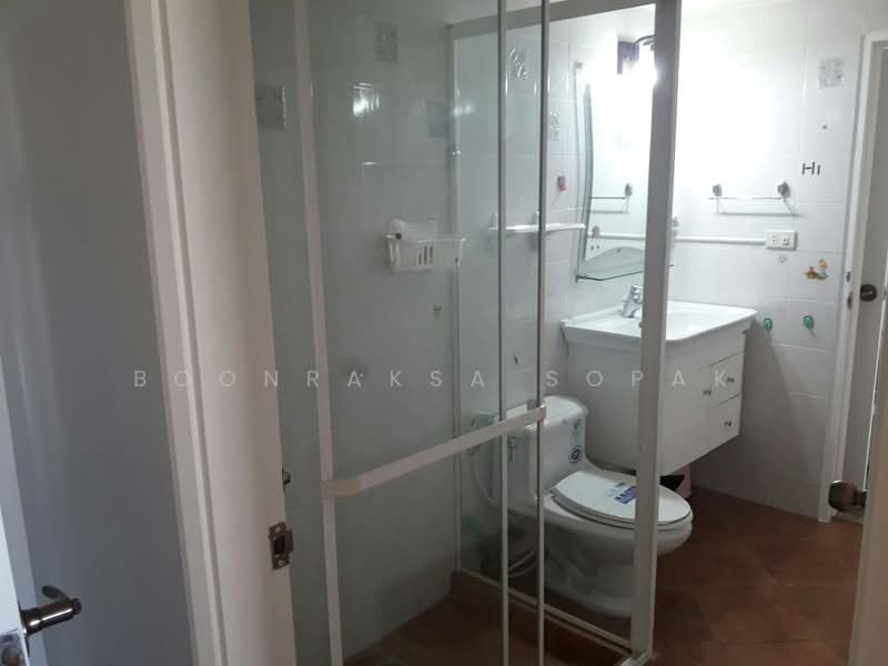 Royal Castle Sukhumvit, Bangkok, 30 Soi Sukhumvit 39, Khlongtoei Nua, Watthana, Bangkok, 3 Bedrooms, 160 sqm, Condo For Rent, by Boonraksa Sopak, 500482857 - DDproperty.com