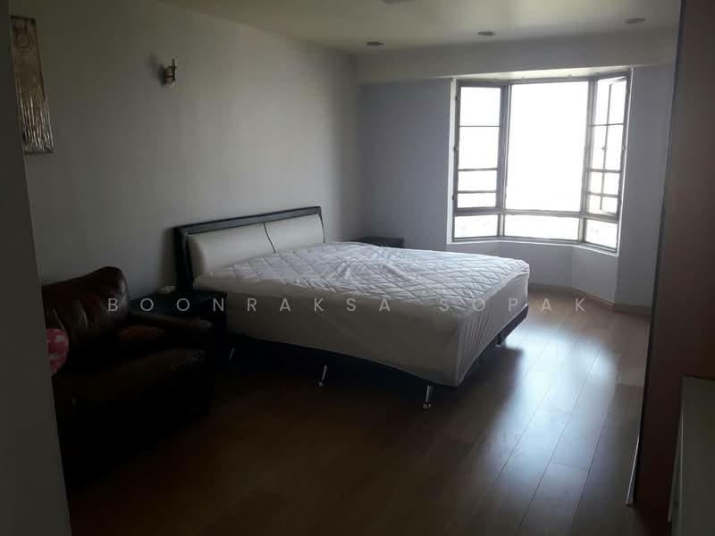 Royal Castle Sukhumvit, Bangkok, 30 Soi Sukhumvit 39, Khlongtoei Nua, Watthana, Bangkok, 3 Bedrooms, 160 sqm, Condo For Rent, by Boonraksa Sopak, 500482857 - DDproperty.com