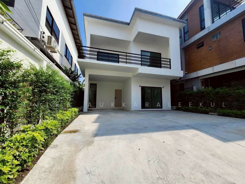 ทาวน์เฮ้าส์ 3-ห้องนอน, กรุงเทพ, บางจาก, พระโขนง, กรุงเทพ, 212 ตร.ม., ทาวน์เฮ้าส์ ขาย, โดย Pemika Aukkaraleekul, 500482859 - DDproperty.com
