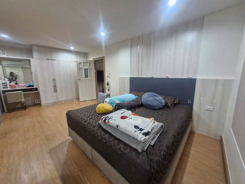บ้านสวนกลางเมือง5 ซอยพิบูลย์สงคราม22, Nonthaburi, ถนนกรุงเทพ-นนทบุรี, Bang Khen, Muang Nonthaburi, Nonthaburi, 4 Bedrooms, 198 sqm, Semi-Detached House (Twin House) For Sale, by คุณ วันประภา จุสมใจ (กุ้ง), 500482868 - DDproperty.com