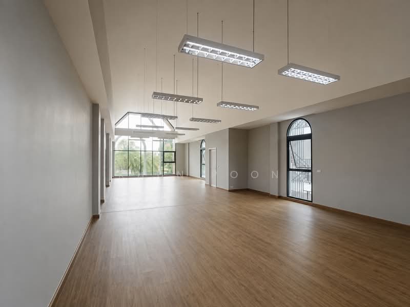 Large Office for Rent with Elevator | 10 Parking Spaces | Huamark (SPSSR354), Bangkok, Hua Mak, Bang Kapi, Bangkok, , 500 sqm, Office Space For Rent, by Khun Poon, 500482886 - DDproperty.com