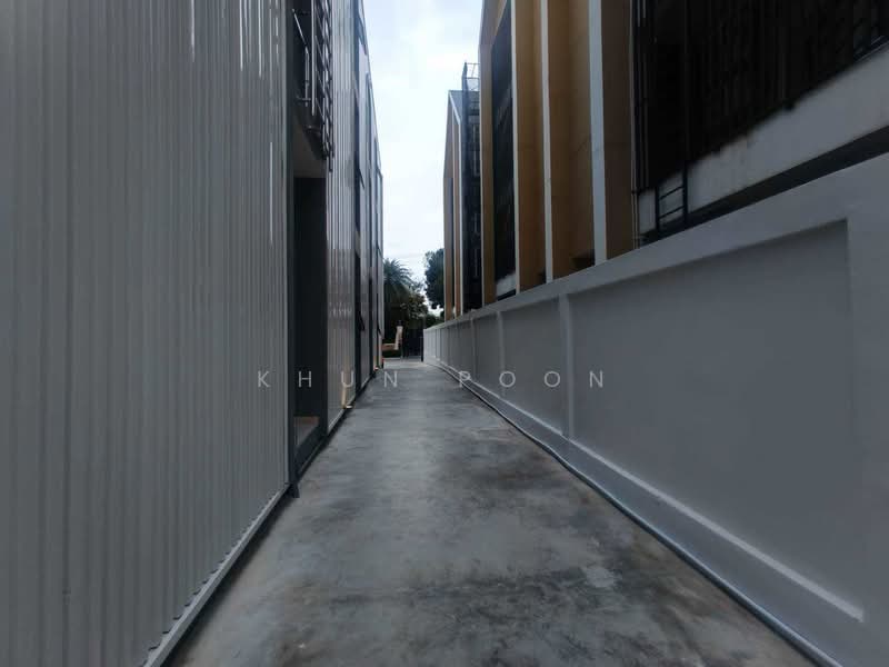 Large Office for Rent with Elevator | 10 Parking Spaces | Huamark (SPSSR354), Bangkok, Hua Mak, Bang Kapi, Bangkok, , 500 sqm, Office Space For Rent, by Khun Poon, 500482886 - DDproperty.com