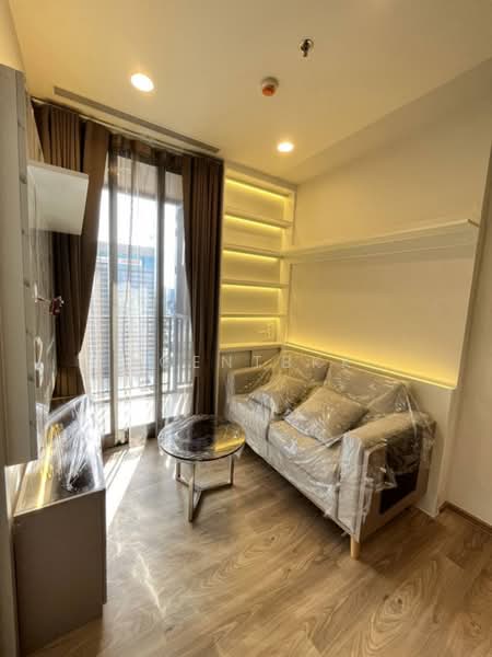 Oka Haus Sukhumvit 36, Bangkok, 3399 Rama 4 Road, Khong Tan, Khlong Toei, Bangkok, 1 Bedroom, 27 sqm, Condo For Rent, by Agentbkk, 500482897 - DDproperty.com