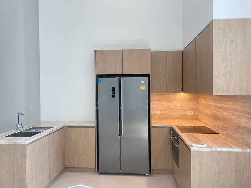 The Lofts Silom, Bangkok, Pramuan Road, Silom, Bang Rak, Bangkok, 2 Bedrooms, 107 sqm, Condo For Sale, by ถวัลรัตน์ ธรรมานุกูล, 500482898 - DDproperty.com