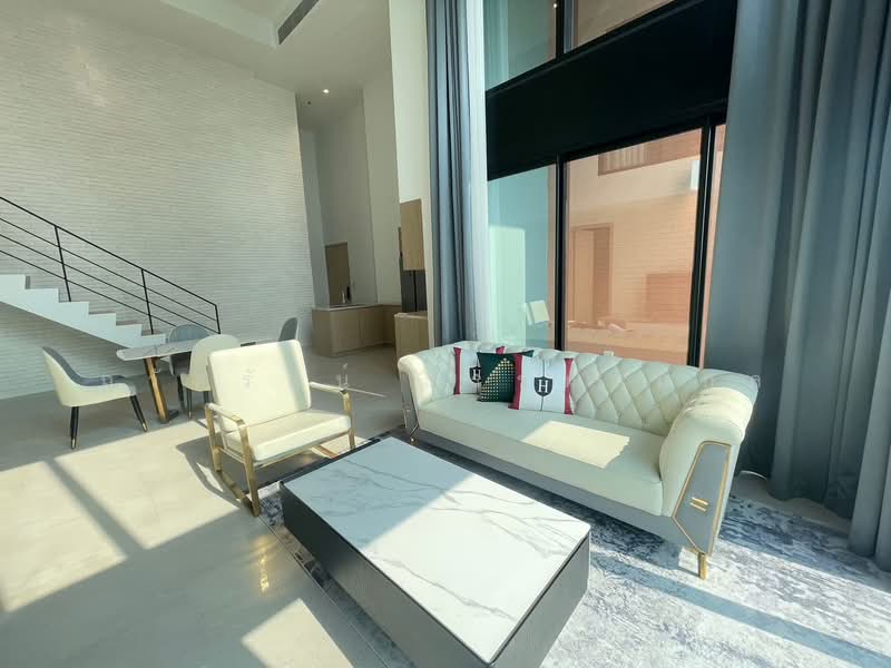 The Lofts Silom, Bangkok, Pramuan Road, Silom, Bang Rak, Bangkok, 2 Bedrooms, 107 sqm, Condo For Sale, by ถวัลรัตน์ ธรรมานุกูล, 500482898 - DDproperty.com