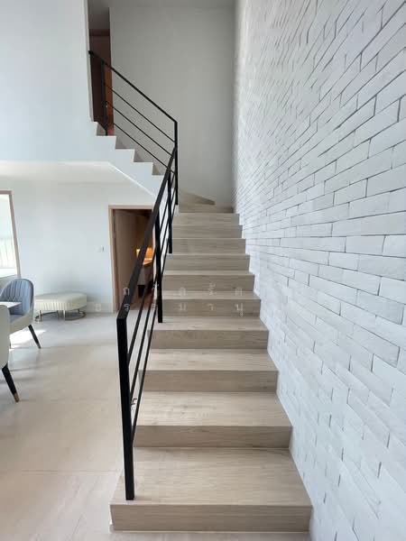 The Lofts Silom, Bangkok, Pramuan Road, Silom, Bang Rak, Bangkok, 2 Bedrooms, 107 sqm, Condo For Sale, by ถวัลรัตน์ ธรรมานุกูล, 500482898 - DDproperty.com