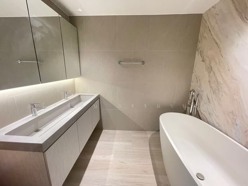 The Lofts Silom, Bangkok, Pramuan Road, Silom, Bang Rak, Bangkok, 2 Bedrooms, 107 sqm, Condo For Sale, by ถวัลรัตน์ ธรรมานุกูล, 500482898 - DDproperty.com