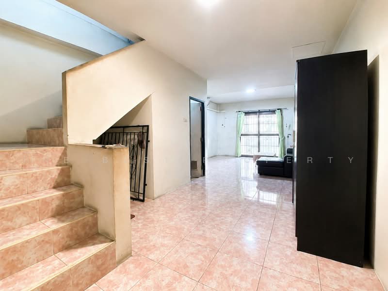 โกลเด้น ทาวน์ แหลมฉบัง - ศรีสุวิช, Chon Buri (Pattaya), Thung Suk La, Si Racha, Chon Buri (Pattaya), 2 Bedrooms, 100 sqm, Townhouse For Sale, by The Best Property แอน, 500482923 - DDproperty.com