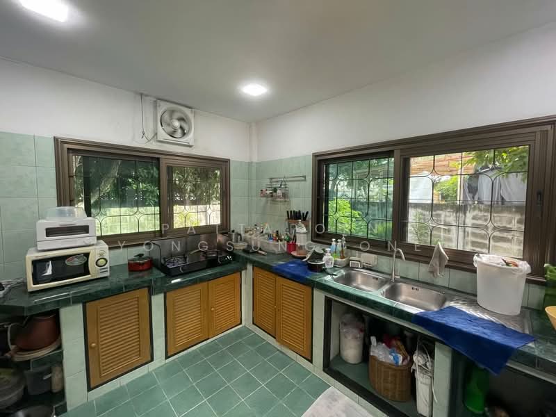4-BR House, Bangkok, Chim Plee, Taling Chan, Bangkok, 4 Bedrooms, 258 sqm, Single Detached House For Sale, by Pattaporn Yongsungnone, 500482925 - DDproperty.com