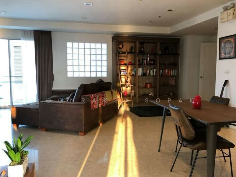 Nusasiri Grand, Bangkok, Soi Sukhumvit 42, Phra Kanong, Khlong Toei, Bangkok, 3 Bedrooms, 143 sqm, Condo For Rent, by Boonraksa Sopak, 500482927 - DDproperty.com