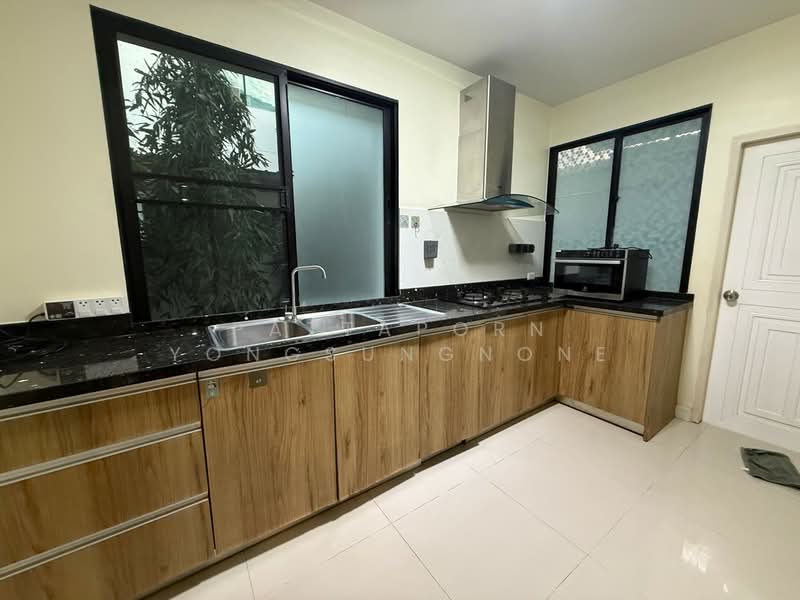 Lake View Park Bangna, Bangkok, 454 Kanchanaphisek Road, Dok Mai, Prawet, Bangkok, 3 Bedrooms, 170 sqm, Single Detached House For Rent, by Pattaporn Yongsungnone, 500482973 - DDproperty.com