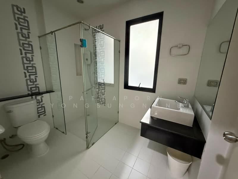 Lake View Park Bangna, Bangkok, 454 Kanchanaphisek Road, Dok Mai, Prawet, Bangkok, 3 Bedrooms, 170 sqm, Single Detached House For Rent, by Pattaporn Yongsungnone, 500482973 - DDproperty.com