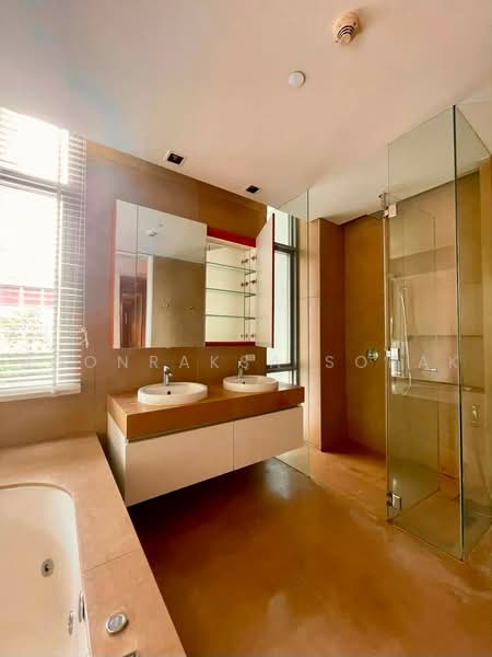 The Sukhothai Residences, Bangkok, 3 Sathorn Tai Road, Thung Maha Mek, Sathon, Bangkok, 3 Bedrooms, 224 sqm, Condo For Rent, by Boonraksa Sopak, 500482987 - DDproperty.com
