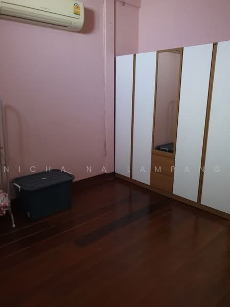 2-BR Townhouse, Bangkok, Maha Phrutharam, Bang Rak, Bangkok, 2 Bedrooms, 93 sqm, Townhouse For Sale, by Nicha Na Lampang, 500482988 - DDproperty.com