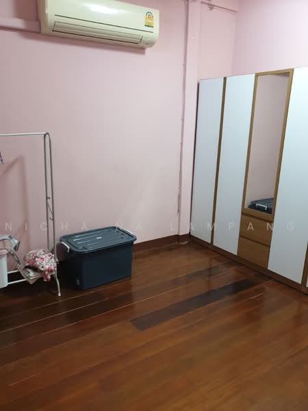2-BR Townhouse, Bangkok, Maha Phrutharam, Bang Rak, Bangkok, 2 Bedrooms, 93 sqm, Townhouse For Sale, by Nicha Na Lampang, 500482988 - DDproperty.com