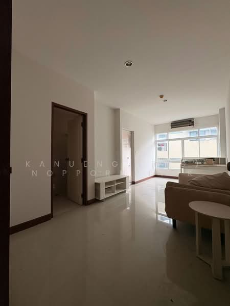 Ease Ratchada condominium, Bangkok, Ratchadaphisek, Chan Kasem, Chatuchak, Bangkok, 1 Bedroom, 23 sqm, Condo For Sale, by Kanueng (Pro) Noppornpitak, 500483000 - DDproperty.com