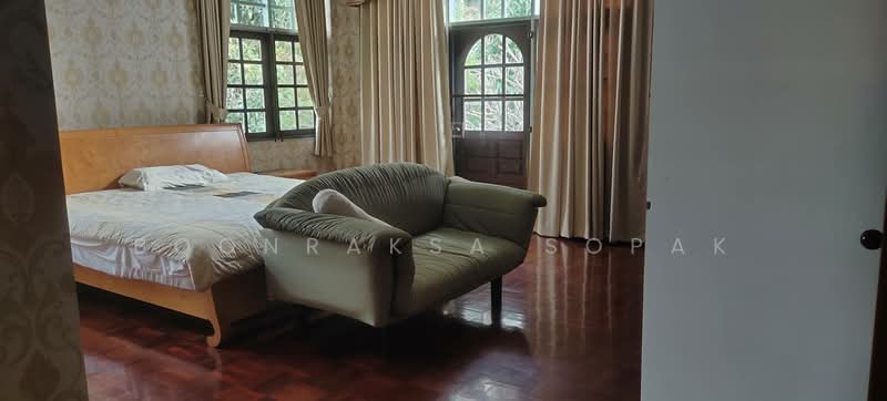 4-BR House, Bangkok, Khlong Tan Nua, Watthana, Bangkok, 4 Bedrooms, 640 sqm, Single Detached House For Rent, by Boonraksa Sopak, 500483019 - DDproperty.com