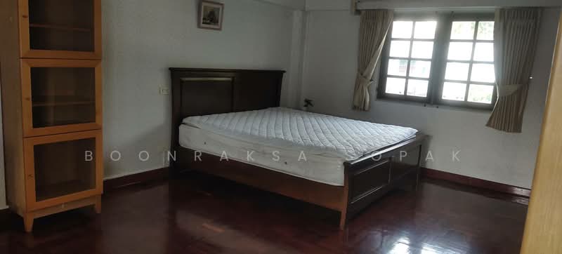 4-BR House, Bangkok, Khlong Tan Nua, Watthana, Bangkok, 4 Bedrooms, 640 sqm, Single Detached House For Rent, by Boonraksa Sopak, 500483019 - DDproperty.com