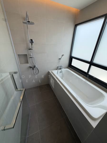 House BTS Phrakhanong 4 bed / 4 bath, กรุงเทพ, พระโขนงเหนือ, วัฒนา, กรุงเทพ, 310 ตร.ม., บ้านเดี่ยว ให้เช่า, โดย PROPERTYSIGHTS REAL ESTATE, 500483045 - DDproperty.com