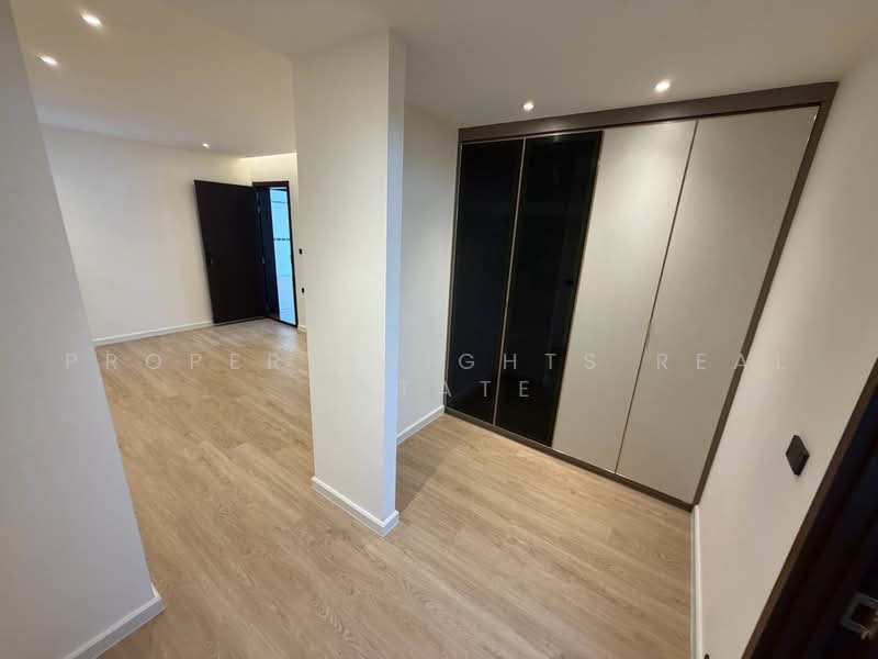 House BTS Phrakhanong 4 bed / 4 bath, Bangkok, Phra Kanong Nua, Watthana, Bangkok, 4 Bedrooms, 310 sqm, Single Detached House For Rent, by PROPERTYSIGHTS REAL ESTATE, 500483045 - DDproperty.com