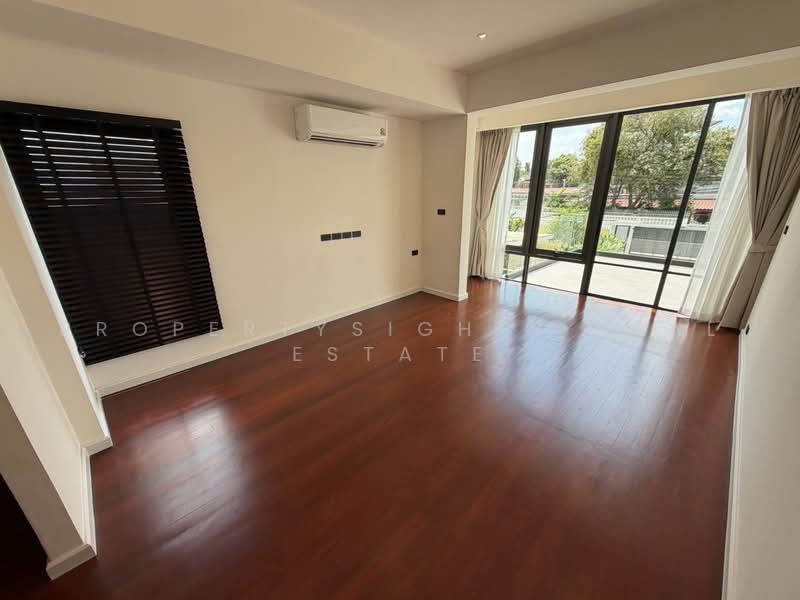 House BTS Phrakhanong 4 bed / 4 bath, Bangkok, Phra Kanong Nua, Watthana, Bangkok, 4 Bedrooms, 310 sqm, Single Detached House For Rent, by PROPERTYSIGHTS REAL ESTATE, 500483045 - DDproperty.com