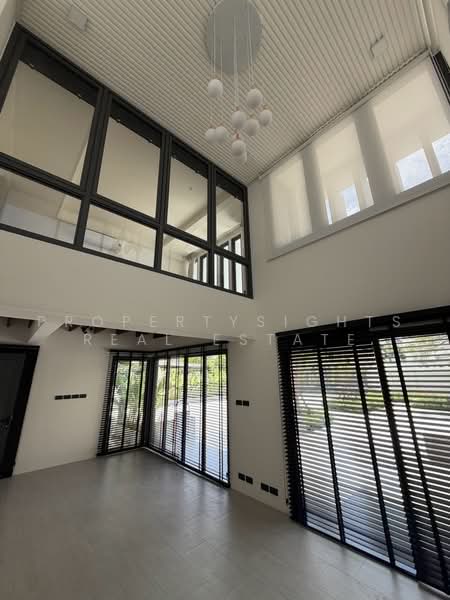 House BTS Phrakhanong 4 bed / 4 bath, Bangkok, Phra Kanong Nua, Watthana, Bangkok, 4 Bedrooms, 310 sqm, Single Detached House For Rent, by PROPERTYSIGHTS REAL ESTATE, 500483045 - DDproperty.com