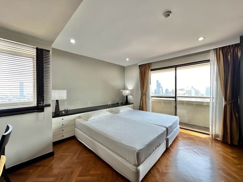 Baan Suanpetch, Bangkok, 18 Soi Sukhumvit 39, Khlong Tan Nua, Watthana, Bangkok, 2 Bedrooms, 135 sqm, Condo For Rent, by Bangkok Residential, 500483059 - DDproperty.com
