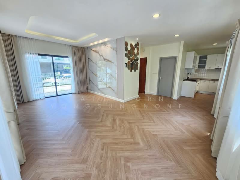 Pave Ramintra-Wongwaen, Bangkok, Soi Karnchanapisek Expressway, O-Ngoen, Sai Mai, Bangkok, 2 Bedrooms, 168 sqm, Single Detached House For Sale, by Pattaporn Yongsungnone, 500483081 - DDproperty.com