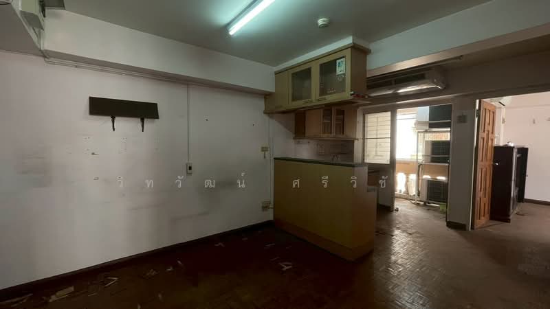 Century Park, Bangkok, 49 22 Vibhavadi-Rangsit Road, Jom Phon, Chatuchak, Bangkok, 2 Bedrooms, 47 sqm, Condo For Sale, by Wittawat Sriwichai, 500483092 - DDproperty.com
