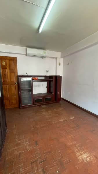 Century Park, Bangkok, 49 22 Vibhavadi-Rangsit Road, Jom Phon, Chatuchak, Bangkok, 2 Bedrooms, 47 sqm, Condo For Sale, by Wittawat Sriwichai, 500483092 - DDproperty.com