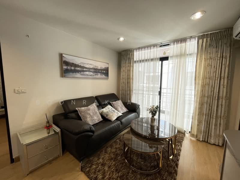 Green Point Silom, Bangkok, 29 Soi Anumanratthanon, Suriyawong, Bang Rak, Bangkok, 2 Bedrooms, 73 sqm, Condo For Rent, by Boonraksa Sopak, 500483095 - DDproperty.com