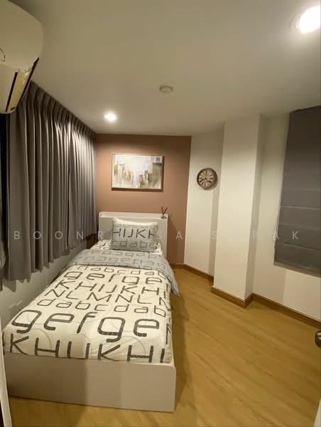 Green Point Silom, Bangkok, 29 Soi Anumanratthanon, Suriyawong, Bang Rak, Bangkok, 2 Bedrooms, 73 sqm, Condo For Rent, by Boonraksa Sopak, 500483095 - DDproperty.com