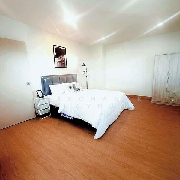 Thippharoek Condominium, Bangkok, 978 Soi Borommaratchachonnani 12, Bang Bamru, Bang Phlat, Bangkok, 2 Bedrooms, 104 sqm, Condo For Sale, by Chekchanok Chuaynual, 500483101 - DDproperty.com
