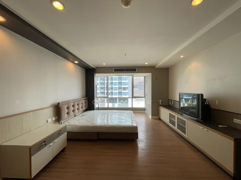 The Trendy, Bangkok, 10 Soi Sukhumvit 13, Khlongtoei Nua, Watthana, Bangkok, 2 Bedrooms, 81 sqm, Condo For Sale, by Preeyapohn Jatuchai, 500483127 - DDproperty.com