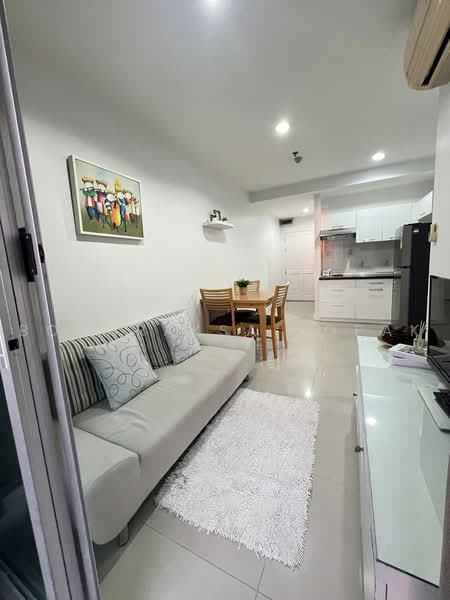 @City Condominium, Bangkok, 169 Sukhumvit Road, Bang Chak, Phra Khanong, Bangkok, 2 Bedrooms, 56 sqm, Condo For Rent, by Boonraksa Sopak, 500483134 - DDproperty.com