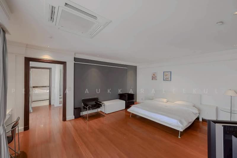 Las Colinas, Bangkok, Sukhumvit 21 Road, Khlongtoei Nua, Watthana, Bangkok, 4 Bedrooms, 698 sqm, Condo For Sale, by Pemika Aukkaraleekul, 500483156 - DDproperty.com