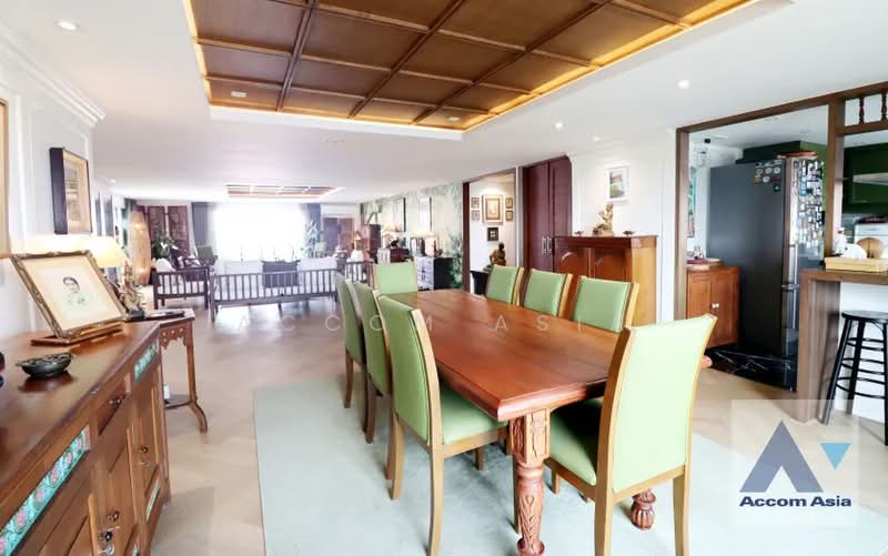 Regent On The Park 3, Bangkok, 185 Soi Sukhumvit 39 Sukhumvit Road, Khlong Tan Nua, Watthana, Bangkok, 3 Bedrooms, 253 sqm, Condo For Sale, by Accom Asia, 500483162 - DDproperty.com
