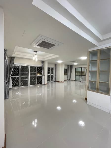 undefined, Bangkok, Lam Phak Chi, Nong Chok, Bangkok, 4 Bedrooms, 256 sqm, Single Detached House For Sale, by Pattaporn Yongsungnone, 500483172 - DDproperty.com