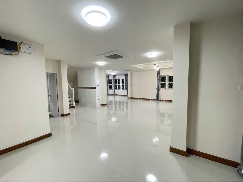 undefined, Bangkok, Lam Phak Chi, Nong Chok, Bangkok, 4 Bedrooms, 256 sqm, Single Detached House For Sale, by Pattaporn Yongsungnone, 500483172 - DDproperty.com