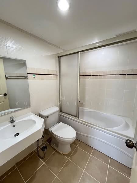 Lumpini Place Narathiwas-Chaopraya, Bangkok, 1298 Rama 3 Road, Chong Nonsi, Yan Nawa, Bangkok, 2 Bedrooms, 64 sqm, Condo For Sale, by Pemika Aukkaraleekul, 500483176 - DDproperty.com