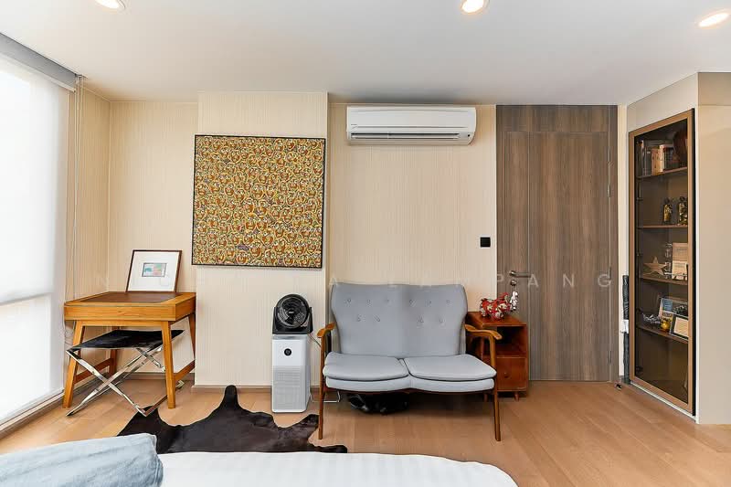 Klass Sarasin-Rajdamri, Bangkok, 229 Sarasin Road, Lumphini, Pathum Wan, Bangkok, 2 Bedrooms, 83 sqm, Condo For Sale, by Nicha Na Lampang, 500483179 - DDproperty.com
