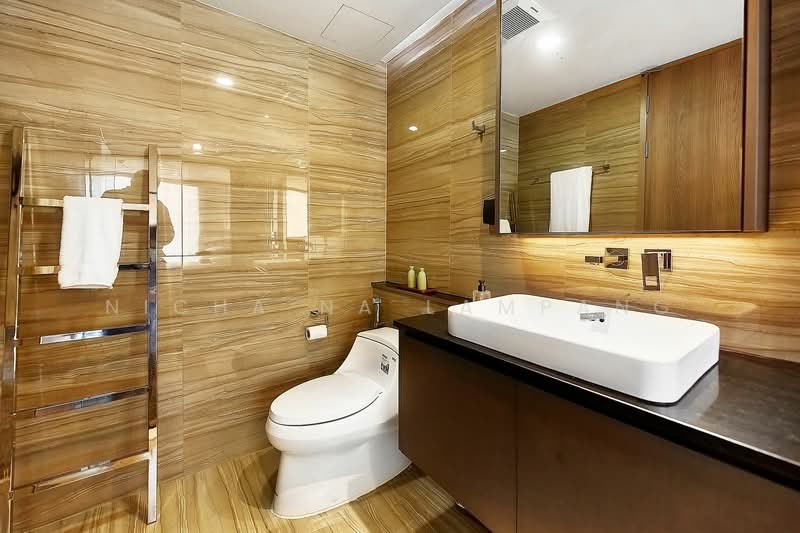 Klass Sarasin-Rajdamri, Bangkok, 229 Sarasin Road, Lumphini, Pathum Wan, Bangkok, 2 Bedrooms, 83 sqm, Condo For Sale, by Nicha Na Lampang, 500483179 - DDproperty.com