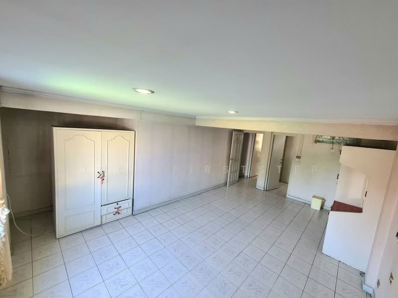 Baan Por Thana Niwet Village, Bangkok, Lat Yao, Chatuchak, Bangkok, 10+ Bedrooms, 900 sqm, Townhouse For Sale, by LINE @firststep, 500483232 - DDproperty.com