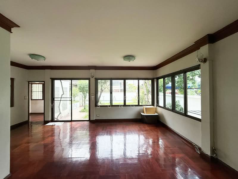 undefined, Bangkok, Wong Sawang, Bang Sue, Bangkok, 4 Bedrooms, 337 sqm, Single Detached House For Sale, by Pattaporn Yongsungnone, 500483259 - DDproperty.com