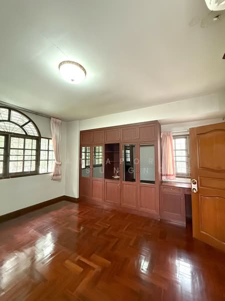 undefined, Bangkok, Wong Sawang, Bang Sue, Bangkok, 4 Bedrooms, 337 sqm, Single Detached House For Sale, by Pattaporn Yongsungnone, 500483259 - DDproperty.com