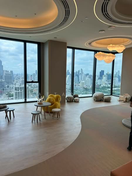 ONE89 Wireless, Bangkok, Wittayu Road, Lumphini, Pathum Wan, Bangkok, 2 Bedrooms, 160 sqm, Condo For Rent, by Pattaporn Yongsungnone, 500483272 - DDproperty.com