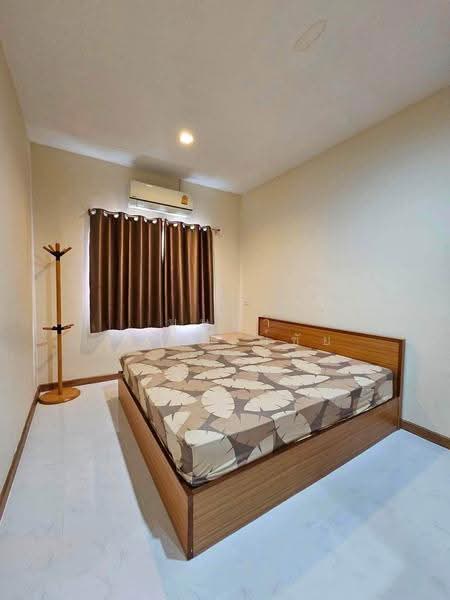 Golden Town 2 Onnut-Pattanakarn, Bangkok, 189 Soi On Nut 65 Yaek 14, Prawet, Bangkok, 4 Bedrooms, 160 sqm, Townhouse For Rent, by บุษบา รัตนวงษ์ชัย, 500483275 - DDproperty.com