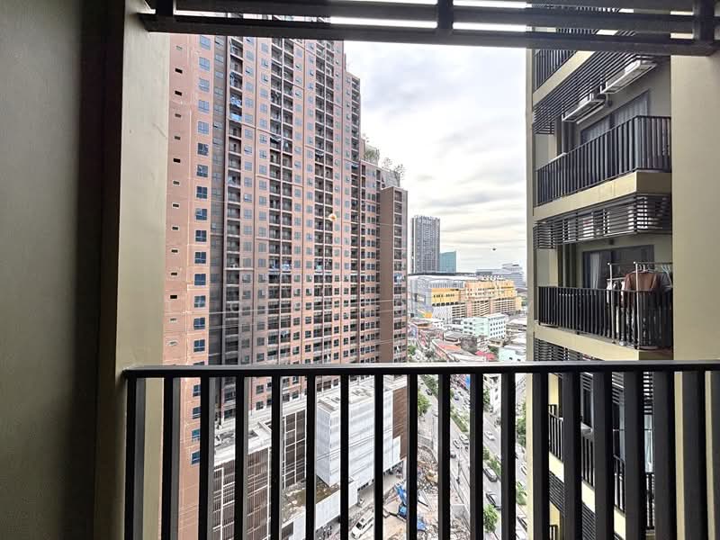 Metris Ladprao, Bangkok, Lat Phrao Road, Jom Phon, Chatuchak, Bangkok, 1 Bedroom, 31 sqm, Condo For Rent, by TRC Property, 500483314 - DDproperty.com